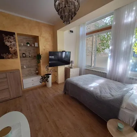 Hazelnut Apartment Novi Sad Exterior photo